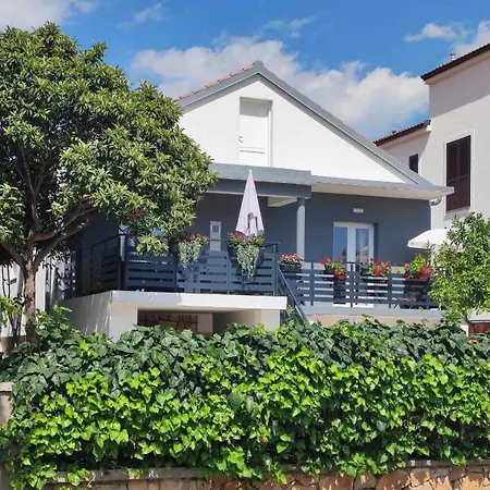 Masa * Sveti Filip i Jakov