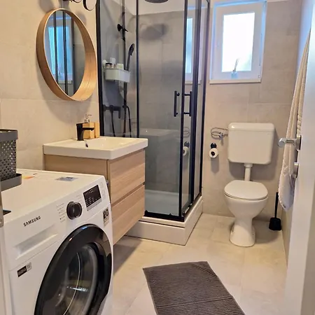 Apartment Masa Sveti Filip i Jakov